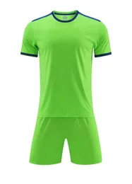 Neue leere Fußballtrikots Man Kids Kits Anpassen von hochwertigen T-Shirt Uniformen Jersey Football Custom Team Logo Uniform Personalisierte Teamhemden mit Shorts 6327