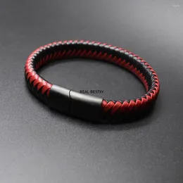 Strang 5 Teile/los Punk Schwarz Rot Geflochtenes Leder Mehrschichtige Männer Armband Schmuck Edelstahl Magnetische Schnalle Mode Armreifen Geschenke