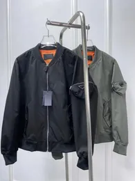 2023 새로운 디자이너 재킷 세련된 포켓 스플 라이스 지퍼 디자인 고급 디자이너 망 짧은 재킷
