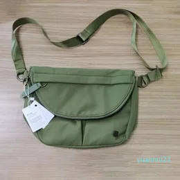 Festival Bag Zipper Outdoor Crossbody con cinturino regolabile Borse da yoga Borsa a tracolla da donna idrorepellente 11