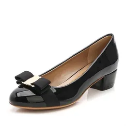 Kleid Schuhe Plus Größe 34 42 Frauen Pumps Patent Leder Designer High Heel Luxus Marke Flache Damen Dicke 230313