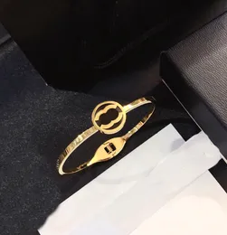 Bracciali firmati da donna Designer di braccialetti Gioielli Bracciale in acciaio inossidabile placcato oro 18 carati Regali di nozze da donna ZG1183