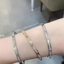 4mm tunn 6: e titanstål Banlge Designer Kvinnor Män älskar armband Bangles Silver Rose Gold Skruvskruvmejsel Nagelbangle Armband Par Smycken Original manschett