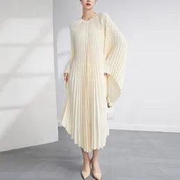 Party Dresses Miyake Pleated Dress Irregular Dress Loose Fashion Medium And Long Women's Age-reducing Meat-covering Color Elegant Skirt 230314