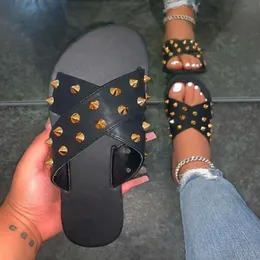 Slippers Women Summer Flats Ladies Rivet Snake Shoe Female Casual Beach Light Slides Slipper Open Toe Plus Size 36-43