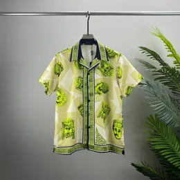 2022 Projektanci sukienki męskie koszule moda biznesowa zwykłe koszulki Mężczyźni Mężczyźni Spring Slim Fit Shirts Chemises de Marque pour hommesq01