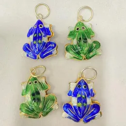 Eşsiz Cloisonne Emaye Frog Charms küçük hayvan kolyeler diy mücevher yapımı aksesuarlar Çin geleneksel el sanatları 10pcs /lot