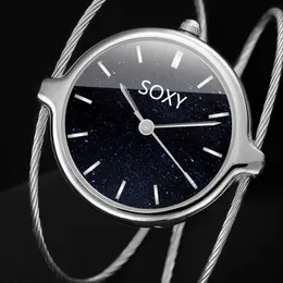 Нарученные часы Relogio Feminino Luxury Women Watch Design Уникальный браслет Starry Sky Watches Fashion Silver Ladies Clock