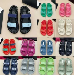 22s Knit Dad Sandals Lambskin Mule Strap Flat Slides Quilted Gate Sandal Women Platform Summer Shoes Glitter Slippers Beach Casual Flip Flops Diamond Buckle