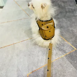 Designer Dog Morenness PU skórzany plecak plecak miękki powietrze Regulowany wiązki zwierząt domowych bandand dla małych średnich psów PS1838