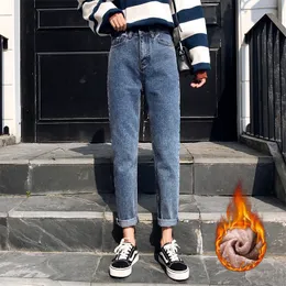 Jeans femininos Guuzyuviz Stretch Plus Velvet Jeans Woman Casual Vintage Harem Denim Pants Ladies Winter High Cintura 230314