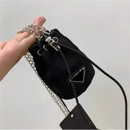 PPDDA Women Keychains Small Long Chain Shoulder Messenger Bags Drawstring Classic Hand Bag Bucket Midje Keychain281w