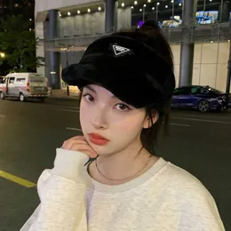 Ball Caps Designer Autumn e Winter Leisure Shopping Cap Children's Korean da INS INS Inverted Triangle Plexh Hameded Tide Ui9r