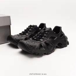 2023 Paris Mens Sandals AW22 HD Sneaker Sneakers أحذية رياضية في الهواء الطلق العفن الشريحة الأسود البيج رجال متكامل صب فتحة الصيف أحذية غير رسمية الحجم 36-46