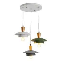 Lâmpadas pendentes Luzes LED nórdicas com abajur de metal para jantar Triple Wooden Lamp Cord Coffee ShopPenda iluminada