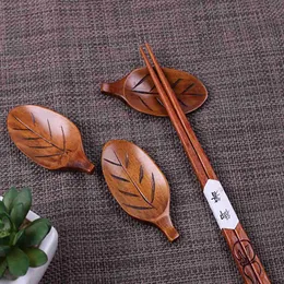 300pcs/lot Wood Leaf Leaves Chopsticks Holder Chopsticks Stand Rack Spoon Fork Rest Storage