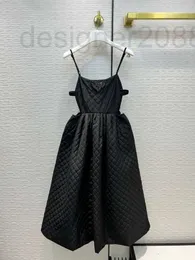 Runway Dresses Designer Spring Summer Märke samma stil svart ärmlöst Empire Fashion Womens kläder Spaghetti Rem Högkvalitativ ZD5U