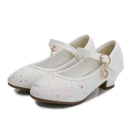 Płaskie buty Ulknn jesienne obcasy dla dziewcząt buty księżniczki Dzieci Spring skórzane obuwie dzieci przyjęcie ślubne okrągłe palce 1-3 cm solidny kolor P230314