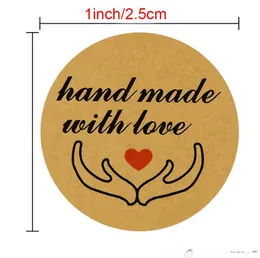 Qualidade de 1 polegada 1000pcs feita à mão com amor Kraft Paper Gift Packaging Tag Sticker Baked Products Card Tags de papel Diy Pacote de casamento adesivos