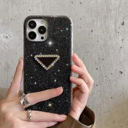 Top Fashion Triangle Phone Case Full Diamond Rhine Store Custodia protettiva per iPhone 14 14pro 13 13pro 12 Mini 12pro 11 Pro Max X Xs Xr 8 7 Plus Glitter Bling Custodie