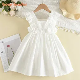 Flickans klänningar Bear Leader Kids Girls Dresses 2023 Nya sommar spetsprinsessor klänningar barn solida färgkläder baby bröllop fest vestidos w0314