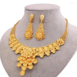 Chains RoseL Gold Plated High Quality Jewelry Set For Women Saudi Arabia Bridal Necklace And Earrings Dubai 24KChains