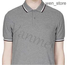 2023 16 Color Men Classic Perry Polo koszule bawełniane haft liści bawełny Wysokiej jakości letnie polo kołnierz w paski London Fred Tees Tops 9 0c3m