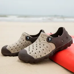 2023 Açık Mekan Erkekler Sandalet Yaz Ayakkabıları Kauçuk tıkanıklar erkek Eva Bahçe Ayakkabı Siyah Mavi Beach Sandalet Terlikleri Zapatillas Hombre
