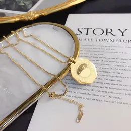 Klasyczne naszyjniki w stylu mody projektant biżuterii naszyjnik gorąca luksusowa marka wykwintna moda Kobiety ekskluzywne 18 -karatowe złoto wybrane para prezent