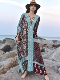 تغطية الشاطئ للسباحة للسيدات للسيدات للهند الشعبية من الدانتيل عتيقة V V الرقبة شرابة Maxi Kaftans فساتين الاستحمام بدلات البشرة على الشاطئ