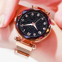 ساعة معصم النساء الفاخرة الساعات شبكات حزام مغناطيسي Sky Sky Female Clock Quartz Wristwatch Fashion Ladies Wrist Watch Relogio Feminino