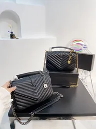 패션 여성 가방 V 모양의 체크 가방 대기업 디자이너 금속 버클 로고 플랩 가죽 크로스 바디 백