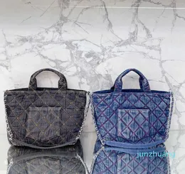 Frauen luxuriöser Entwürfe Handtaschen Umhängetaschen Tasche 2023 Stickbeutel Tragbarer Kapazität Vintage Denim Diagonal Cross Bag Factory Direktverkauf