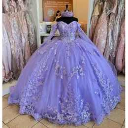 Lilac Quinceanera Lavender Sukienki z długim rękawem 3D Kwiaty aplikacyjne Koronkowe Prom Słodka 16 Księżniczka Dresse Vestidos de 15 anos