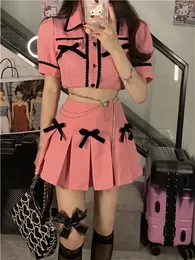 ツーピースドレスセクシーなJKピンクピンクスカートミニボウコントラストラペルパフ短袖ピンクシャツ女性サマークロップトップ2ピースセット230316