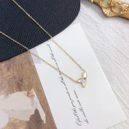 Дизайнерское ожерелье дизайнера высокого класса простые подвесное ожерелье в стиле моды, предназначенное для женской длинной цепи, выбранные женские подарки