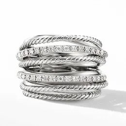 Bandringar Huitan Silver Color Multiple Row Rings Shiny CZ Metallic Ol Style Office Lady Versatile Finger Rings for Women Fashion Jewelry G230317