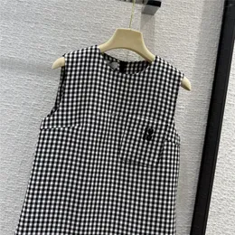 Runway Dresses Designer Women's Dress Crew Neck Shirts With Letter Pattern Girls Milan Tank Top A-Line Mini Sleeveless High End Plaid Camisole Vest Tee T Shirt Yo94