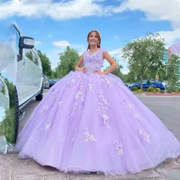 Lilac quinceanera vestidos do ombro 3D Flor Aplique Crystals Diplinados Tulle Prom Vestido de Ball Sweet 16 Princesa