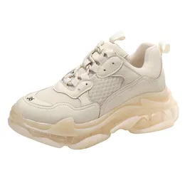 2023 Classic Triple S Beige Sneaker Chunky Buty Gruby dół Dad Dad But Newst Color Casual Buts Treners Polec obejmował najwyższe trampki na zewnątrz 36-45 H317