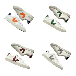 デザイナー女性カジュアル VEJA 靴メンズスニーカー VA レザー白靴ステッチブラウンレースアップ高級スニーカー革裏地ラバーソールボックス付き