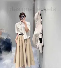 Röcke Designer Frühling/Sommer Neuer Arbeitskleidungsstil Kontrast Buchstabe Taille Dekorativer Halbrock Modisches Design Feel Full O94X