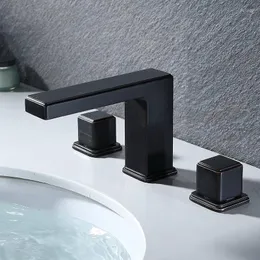 Grifos de lavabo de baño Grifo de latón de bronce frotado con aceite Tres agujeros Dos manijas Mezclador de lavabo ORB Frío de calidad superior