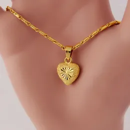 Correntes UMQ Pure 24K color de cor de ouro de 24k Chain Clavicle Chain for Women Love Heart Pingente Amarelo Dia dos Namorados Jóias finas do Dia dos Namorados