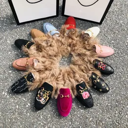 Pantofole in lana da uomo e donna 100% vera pelle Pantofole in pelle foderate in shearling con dettagli in pelle Designer di lusso Pantofole casual piatte da donna Novità Princetown