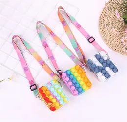 DHL Fashion Bag Fidget Toys Sensory Wallet Kid Push Bubble Rainbow Anti Stress Utbildningsbarn och vuxna Dekompressionsleksak C9226818