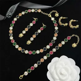 2023 Designer Gujia / Gjia New Double G Lettera Candy Color Diamond Collana Bracciale Tiger Head Nappa Orecchini Donna