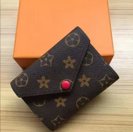 Luxurys Designers Wallets Purse Bag Fashion Fashion Short Victorine Wallet Embossed Monograms Empreinte Classic PallasカードホルダーZippy Coin Purces Box