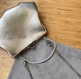 Axel crossbody väskor klämda dumpling silver wrap plånbok designer axel koppling rem mode enstaka budbärare purs 220712