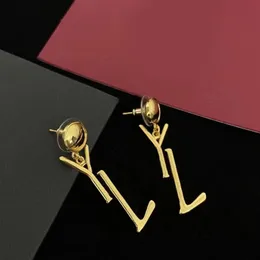 Girlfriend Diamond Earring Designers Good Letters Play Studs Color Ouring Earing Bides Ohrringe Iesd Outre Bolus Lustre Luxury Orecchini Donne ZB033 F23